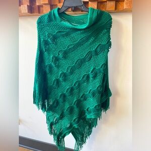Green shawl/poncho